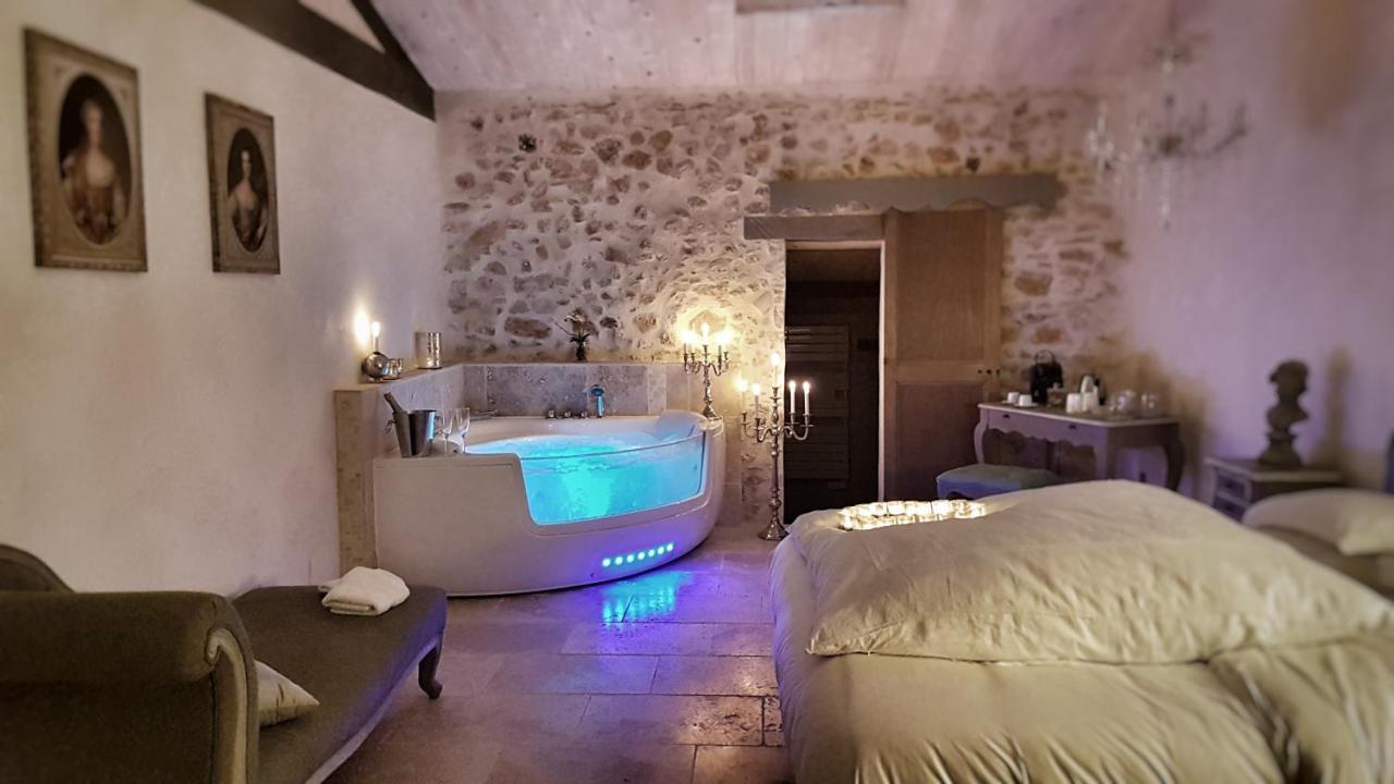Le Domaine Saint Martin Bed & Breakfast Flassans-sur-Issole ภายนอก รูปภาพ