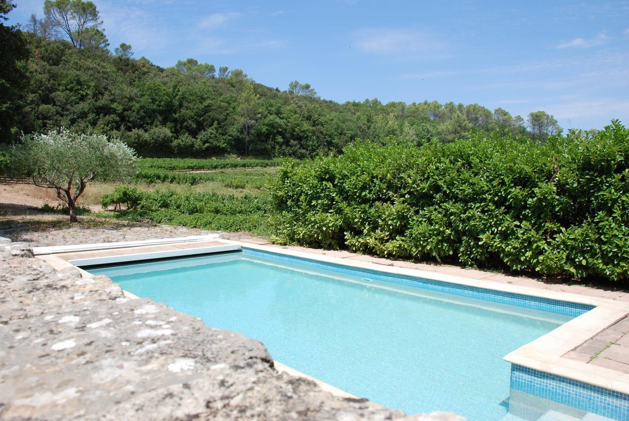Le Domaine Saint Martin Bed & Breakfast Flassans-sur-Issole ภายนอก รูปภาพ