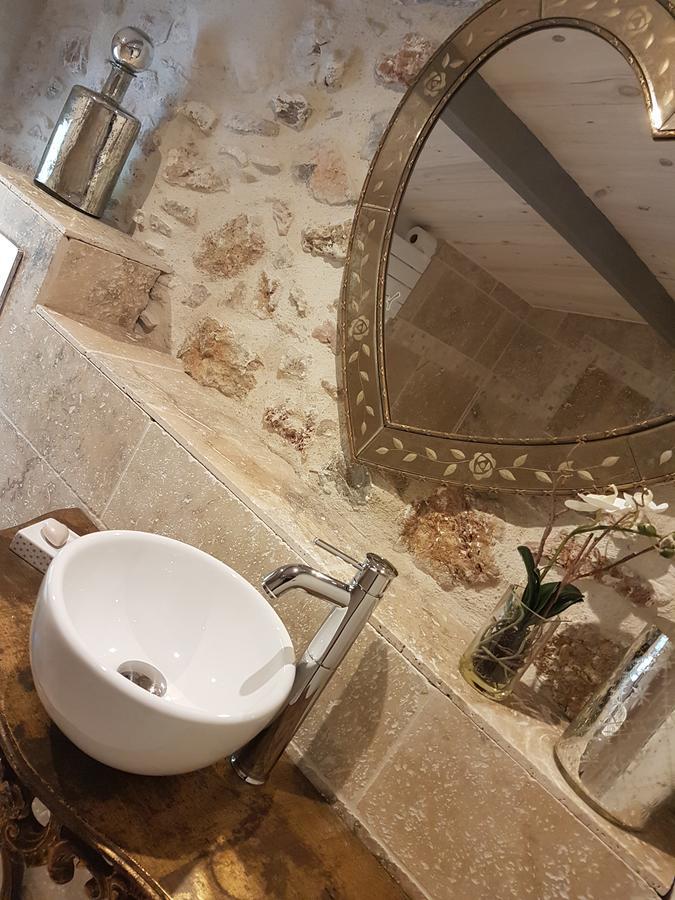 Le Domaine Saint Martin Bed & Breakfast Flassans-sur-Issole ภายนอก รูปภาพ